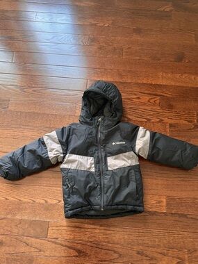 Columbia Black and Gray Kids Hooded Puffer Jacket